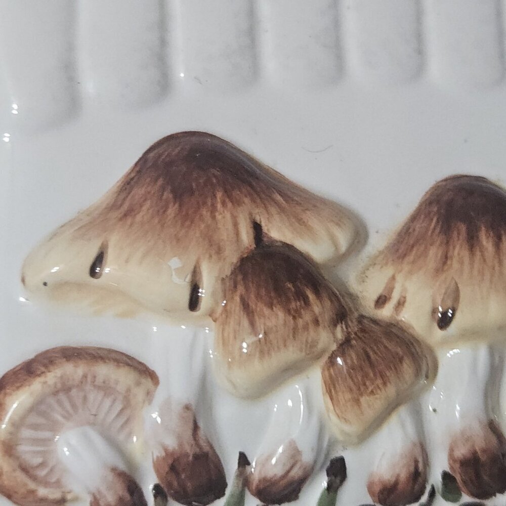 Vintage Mushroom Napkin Holder Home Decor Retro Magical Kitchen Ceramic - Picture 7 of 10